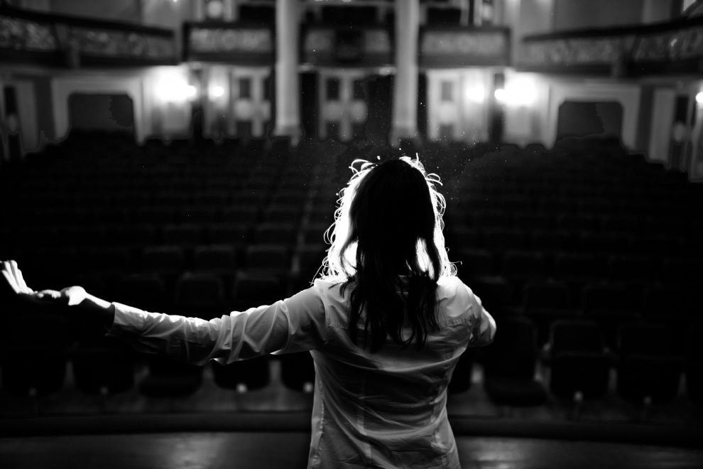 Entertainer-Performing-On-A-Stage