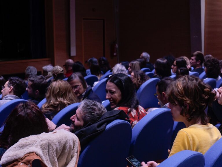 Fotografia del pubblico urante Wonderland Festival 2024 – ph. Ginaluigi Gallucci Fotografia del pubblico urante Wonderland Festival 2024